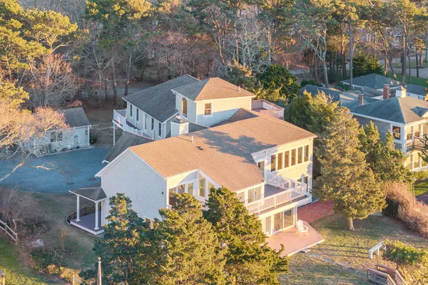 $3,843,000 | 15 Seconsett Point Road, Mashpee, MA 02649