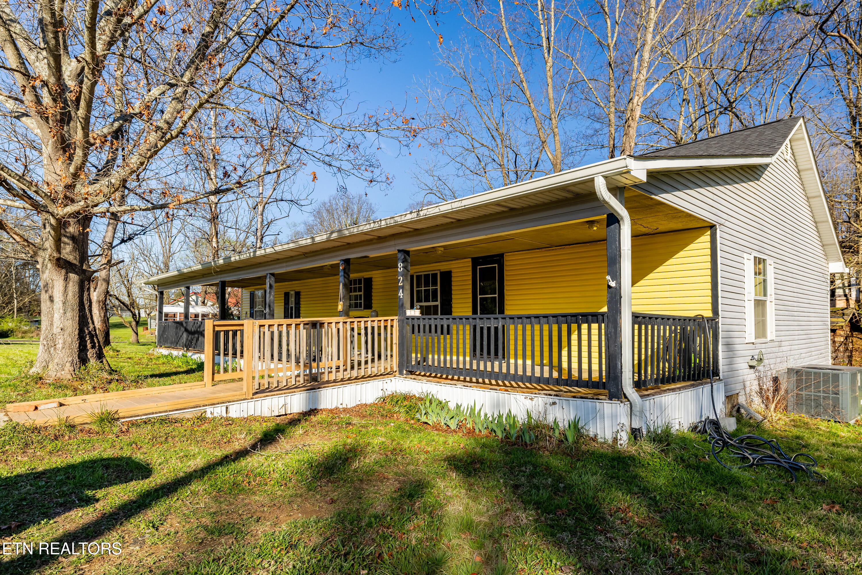 824 Edna Garland Road Maryville, TN 37801 - Photo 3 of 37 824EdnaGarlandRd-42