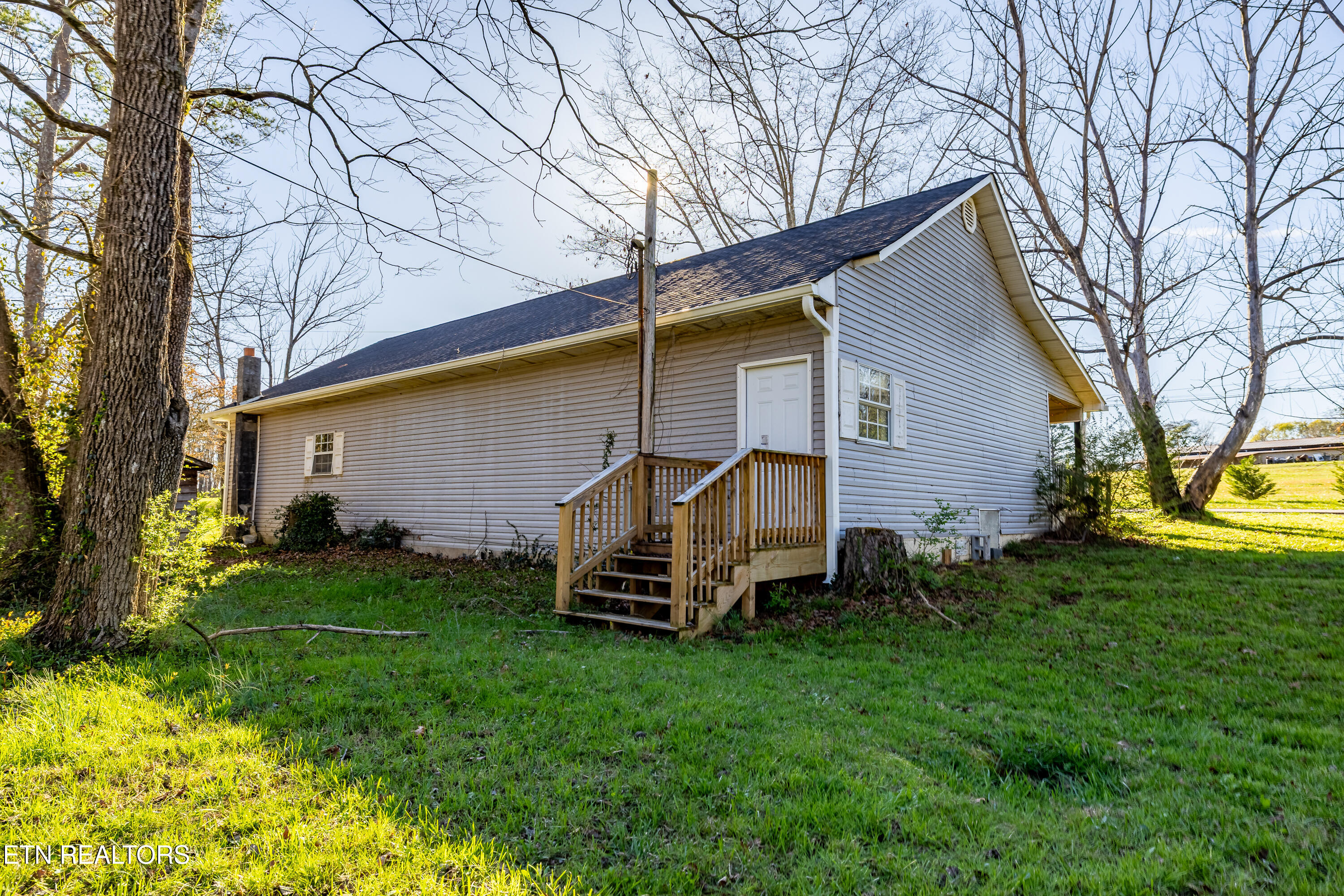 824 Edna Garland Road Maryville, TN 37801 - Photo 35 of 37 824EdnaGarlandRd-47