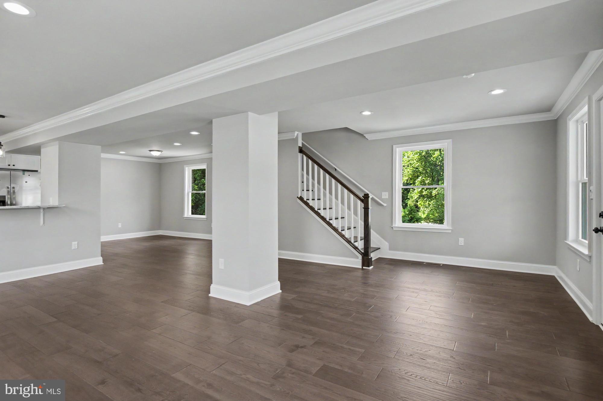 7501 Riddle Avenue Baltimore, MD 21224 - Photo 8 of 45