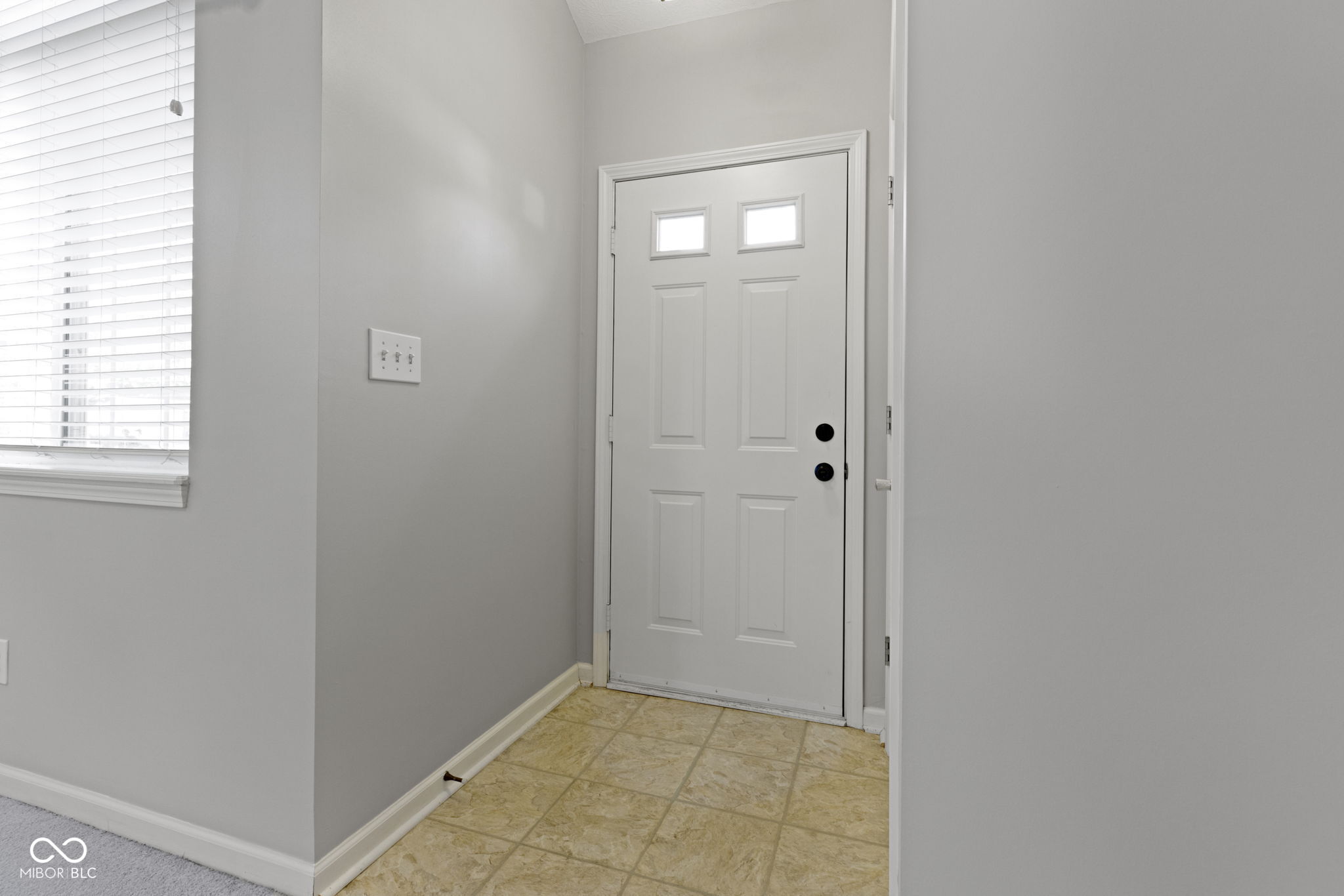 8442 Enclave Boulevard Fishers, IN 46038 - Photo 18 of 41