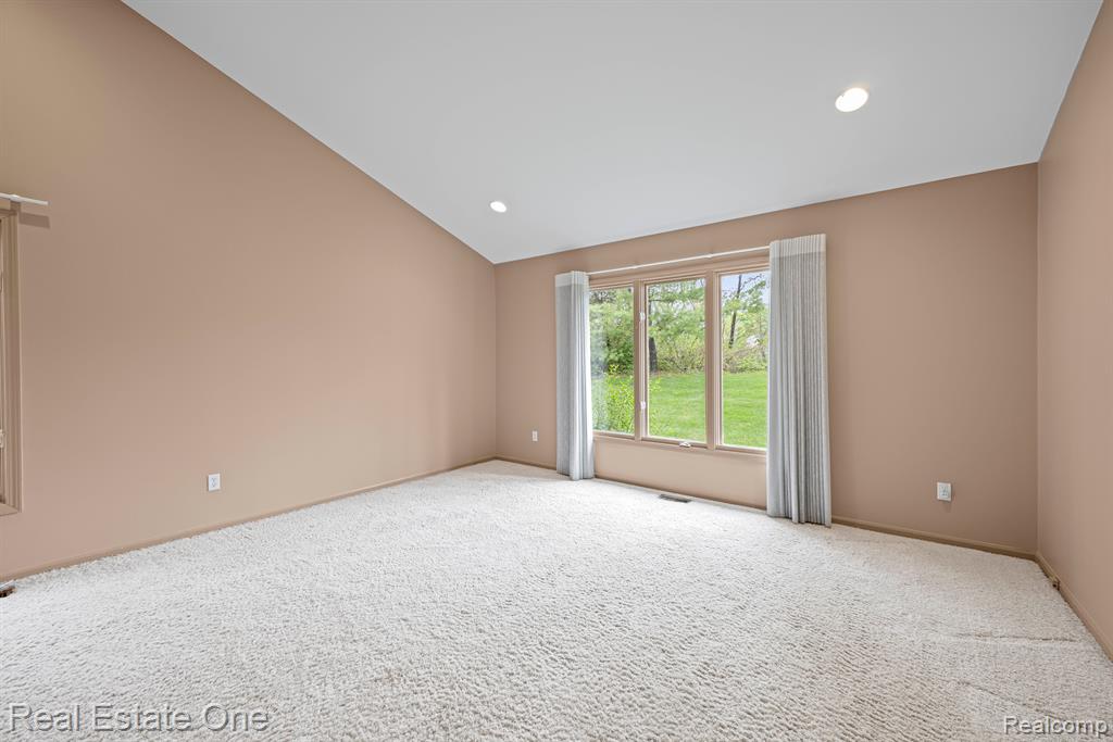 3218 Topview Court Rochester Hills, MI 48309 - Photo 25 of 37 Gallery Image 25