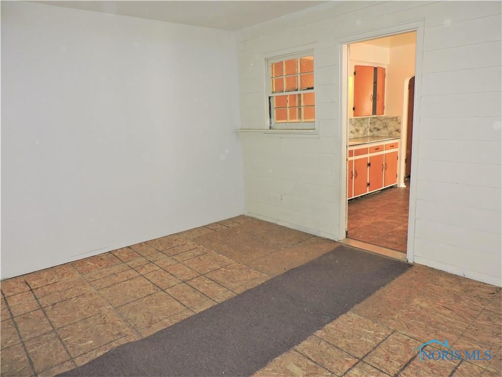 2660 Gracewood Road Toledo, OH 43613 - Photo 18 of 24 Gallery Image 18