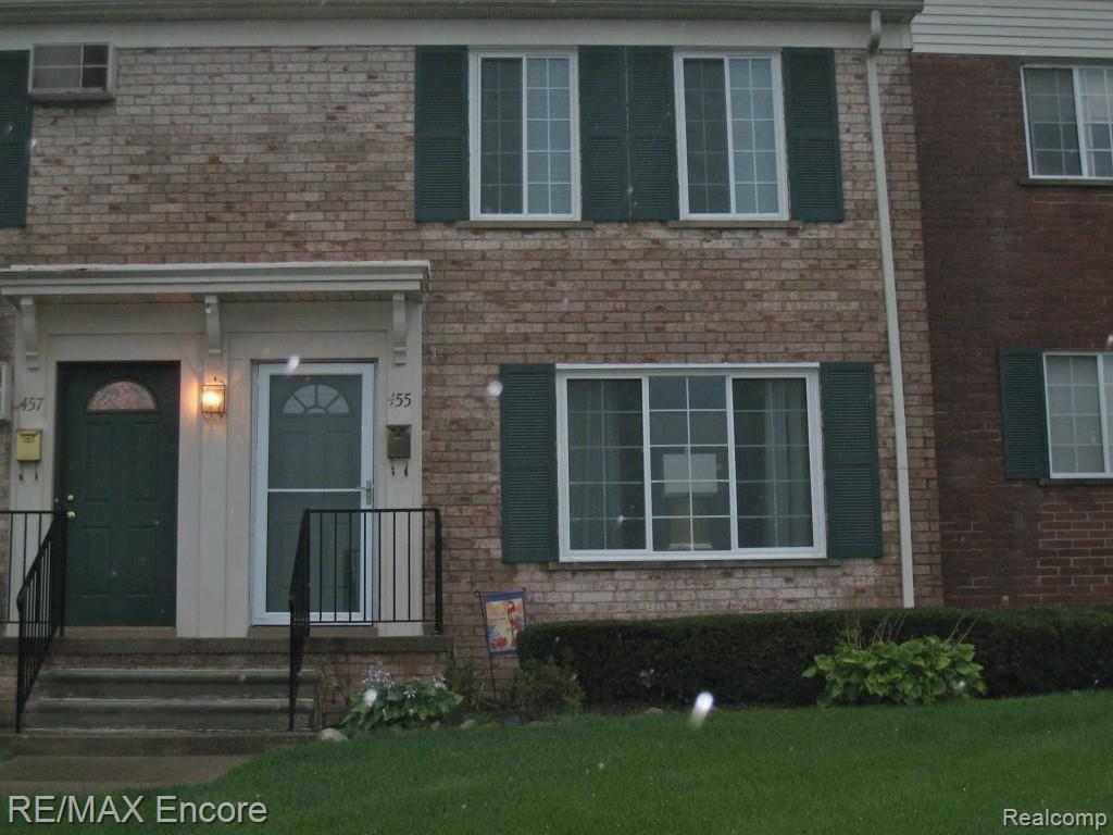 455 Miller Avenue Rochester, MI 48307 - Photo 1 of 21 Front.jpg
