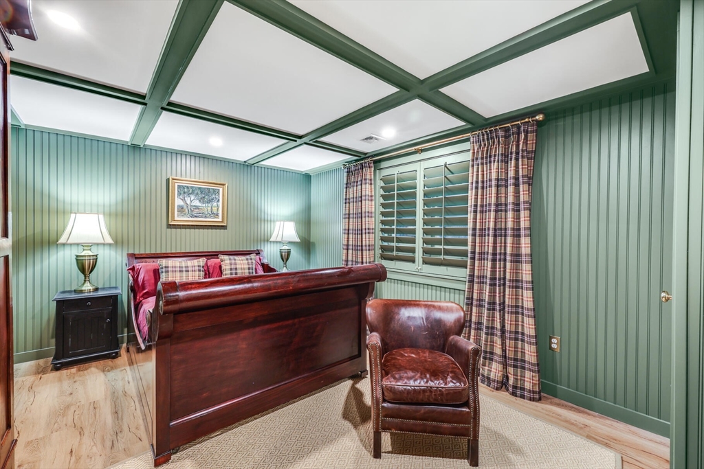 12 Somerset Road Provincetown, MA 02657 - Photo 26 of 38 Gallery Image 26