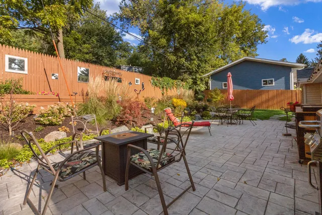 $269,000 | 128 Sunnyside Court, Williams Bay, WI 53191