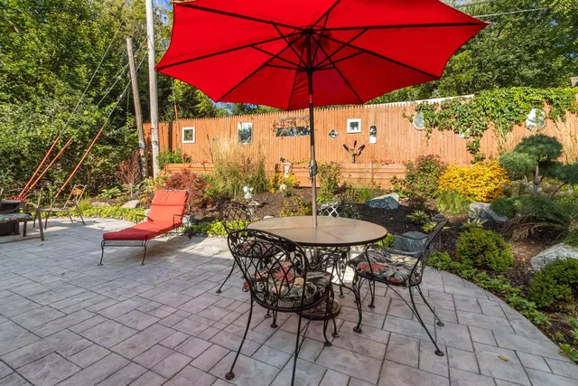 $269,000 | 128 Sunnyside Court, Williams Bay, WI 53191