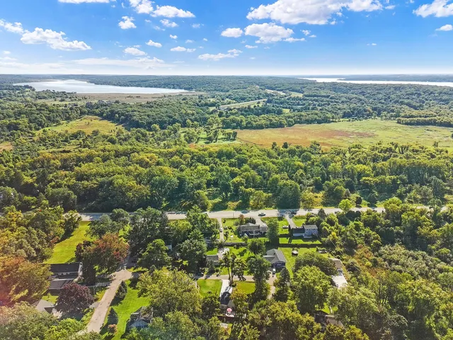 $269,000 | 128 Sunnyside Court, Williams Bay, WI 53191