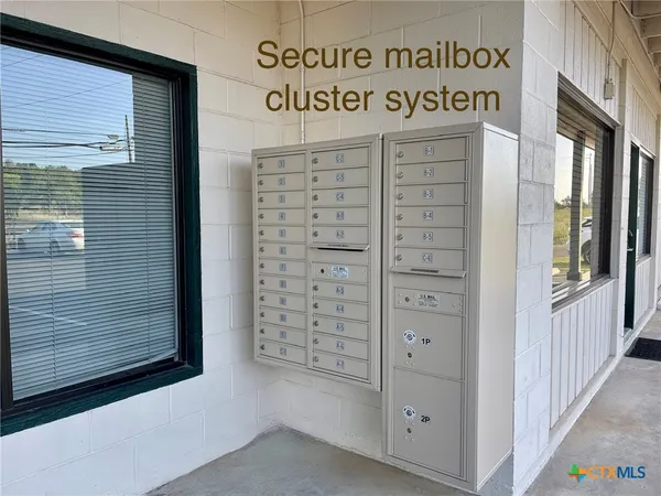 $995 | 1409 North Bishop Street, Unit 4, San Marcos, TX 78666