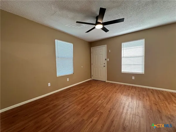 $995 | 1409 North Bishop Street, Unit 4, San Marcos, TX 78666