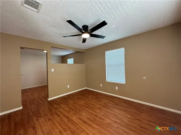 $995 | 1409 North Bishop Street, Unit 4, San Marcos, TX 78666