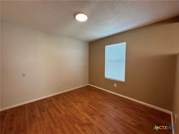 $995 | 1409 North Bishop Street, Unit 4, San Marcos, TX 78666