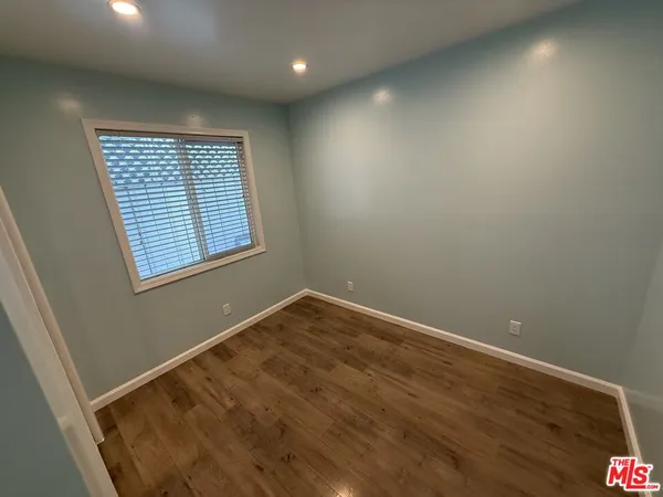 $2,500 | 7512 Jamieson Avenue, Unit 7510, Reseda, CA 91335