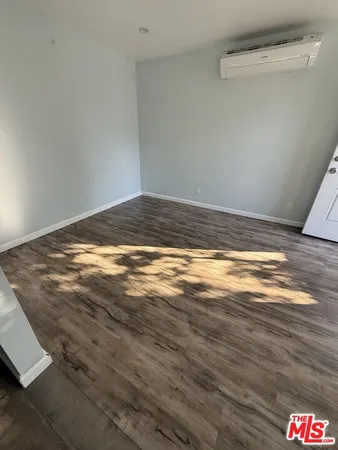 $2,500 | 7512 Jamieson Avenue, Unit 7510, Reseda, CA 91335