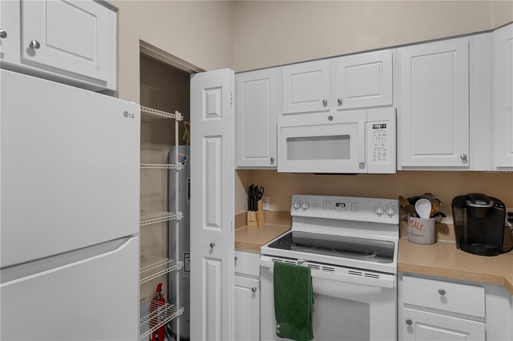 9177 Southwest 52nd Road, Unit E103 Gainesville, FL 32608 - Photo 15 of 47