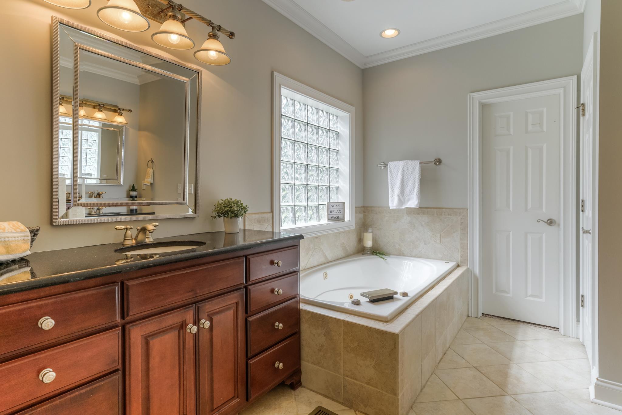 5415 Sherrington Road Murfreesboro, TN 37128 - Photo 11 of 30 THE MASTER BATH DOESN'T DISAPPOINT!
