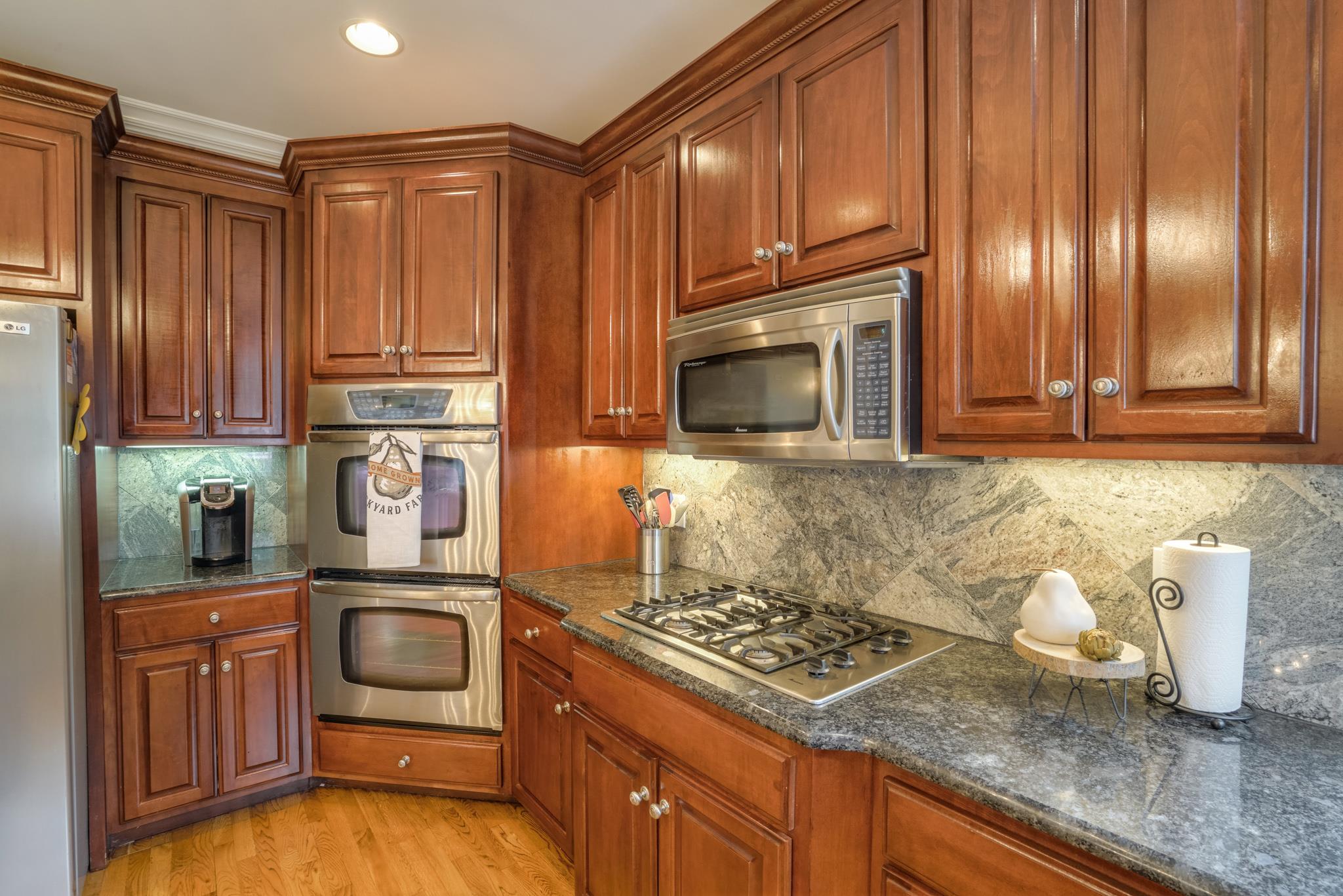5415 Sherrington Road Murfreesboro, TN 37128 - Photo 14 of 30 LOVE TO COOK? THIS KITCHEN HAS IT ALL!
