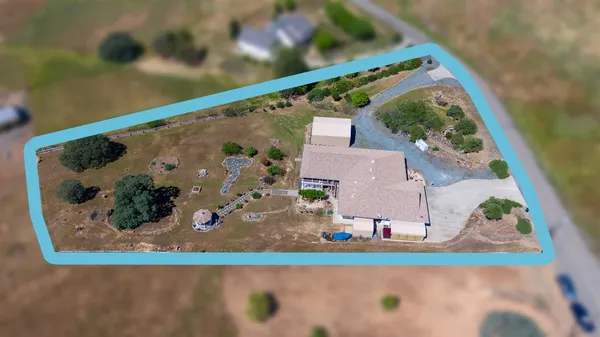 $650,000 | 2426 Adelfa Street, La Grange, CA 95329