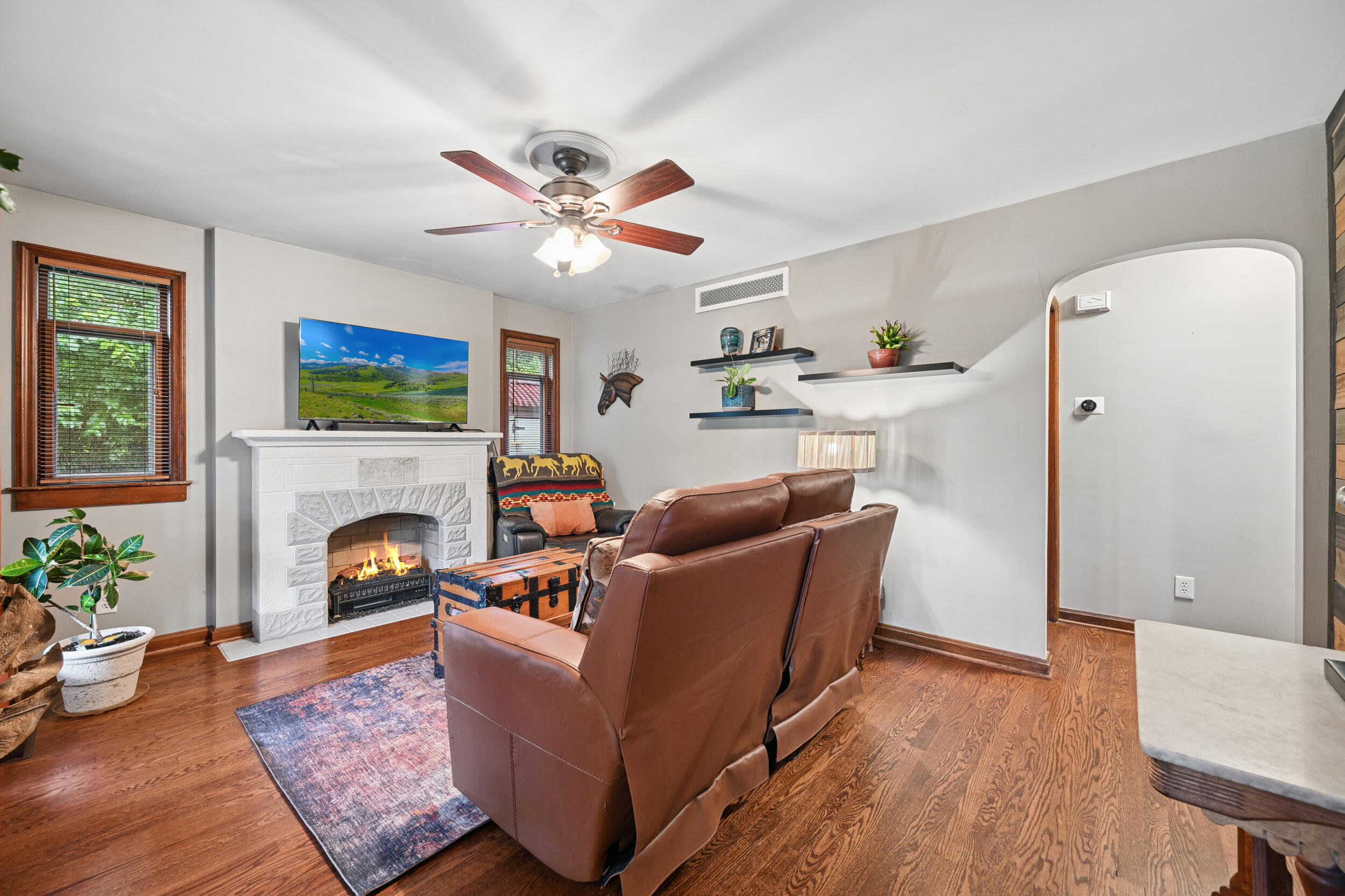 1607 Monroe Street Covington, KY 41014 - Photo 5 of 32