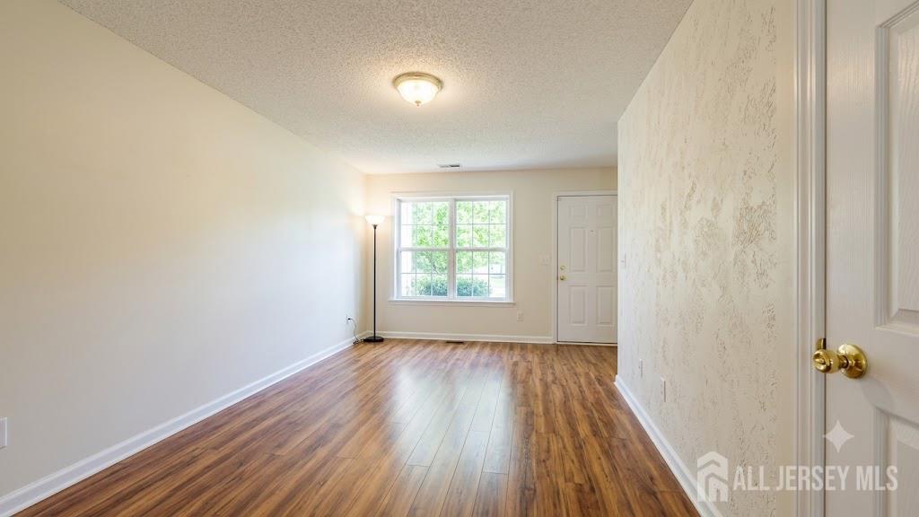 263 Prestwick Way Edison, NJ 08820 - Photo 20 of 30