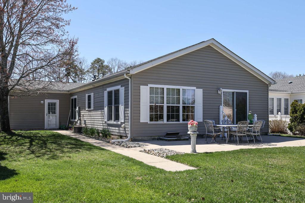52 Oak Ridge Lane Manahawkin, NJ 08050 - Photo 12 of 50