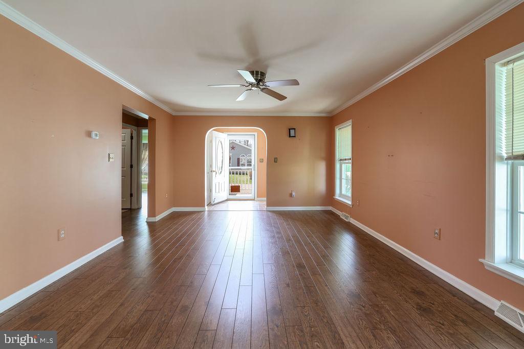 52 Oak Ridge Lane Manahawkin, NJ 08050 - Photo 19 of 50