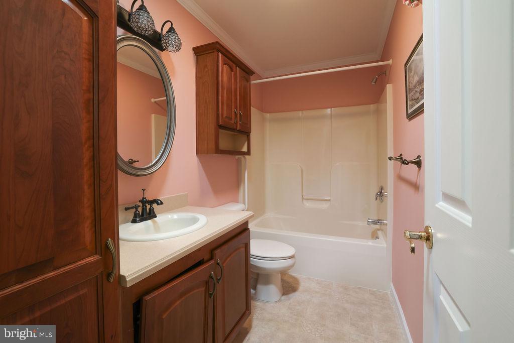52 Oak Ridge Lane Manahawkin, NJ 08050 - Photo 46 of 50