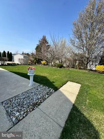 $383,000 | 52 Oak Ridge Lane, Manahawkin, NJ 08050
