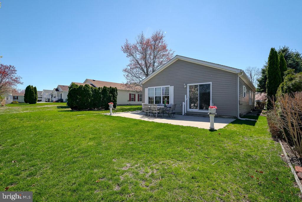 52 Oak Ridge Lane Manahawkin, NJ 08050 - Photo 10 of 50