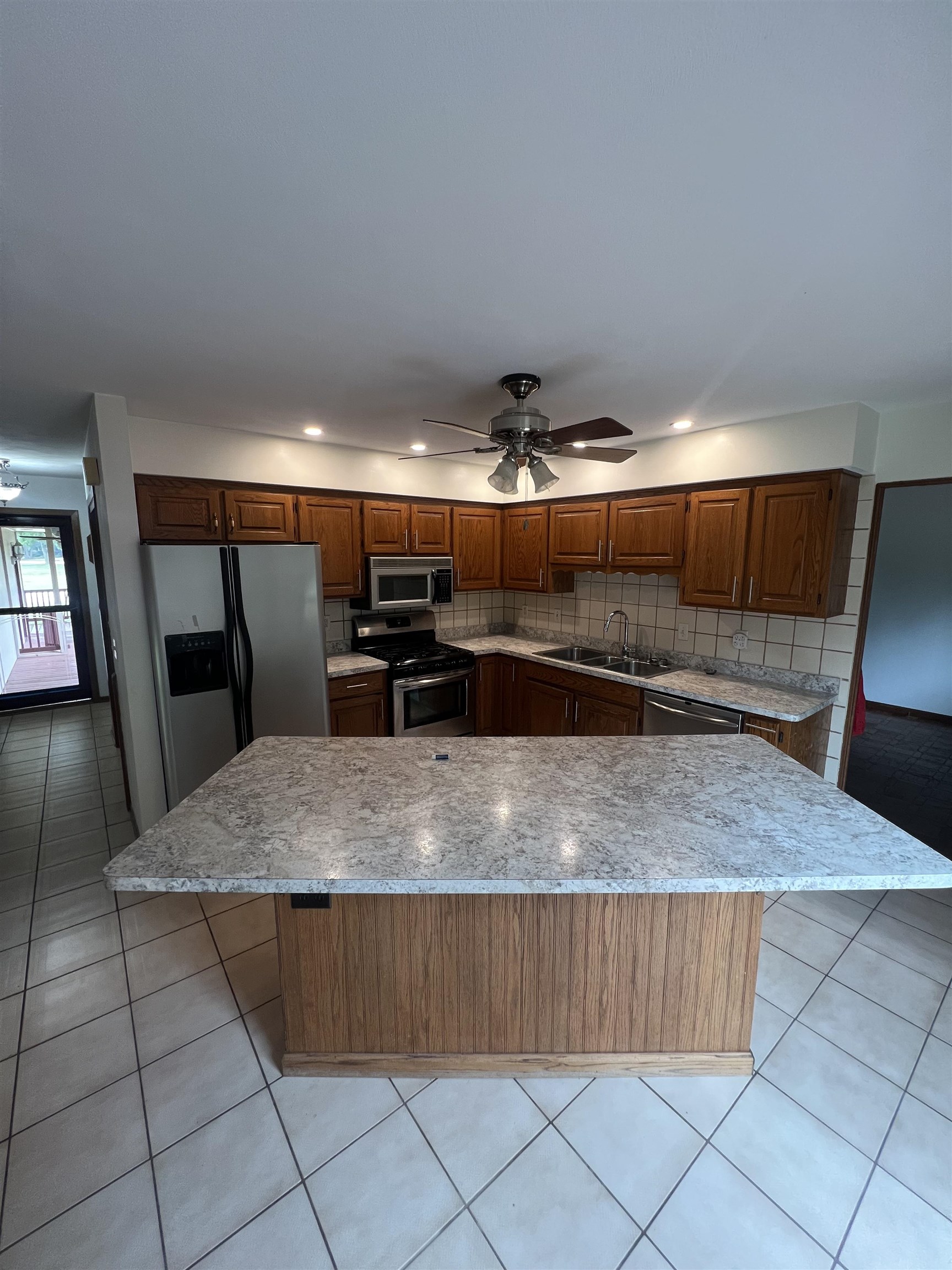 11128 Cedarbrook Road Roscoe, IL 61073 - Photo 4 of 20