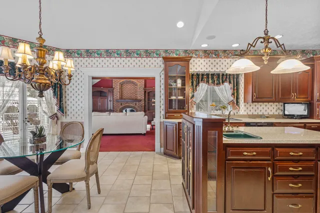 $649,900 | 324 Haddonstone Drive, Appleton, WI 54913