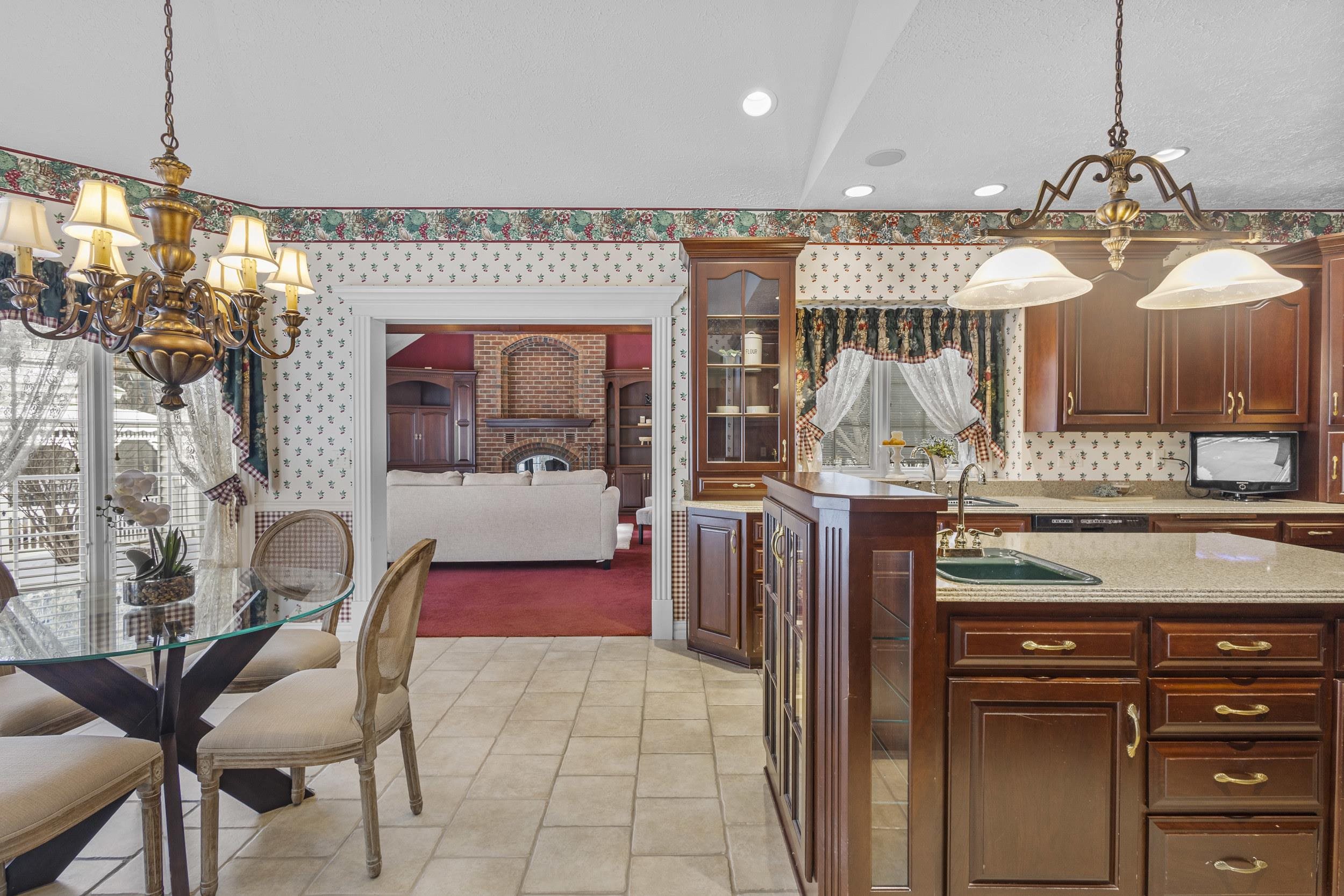 324 Haddonstone Drive Appleton, WI 54913 - Photo 12 of 40