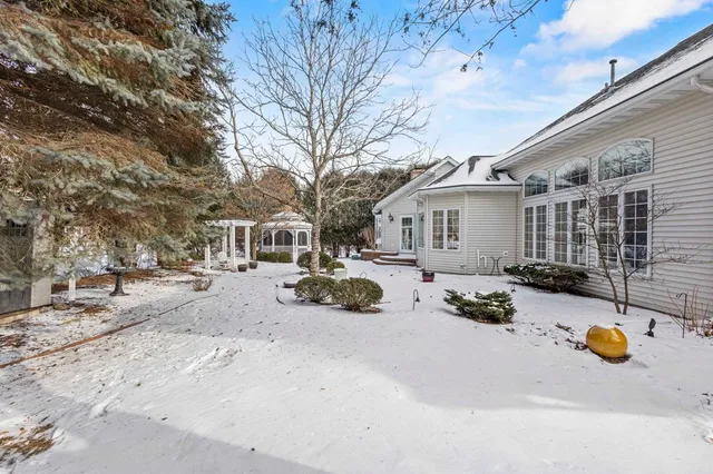 $649,900 | 324 Haddonstone Drive, Appleton, WI 54913