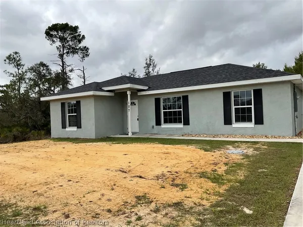 $1,550 | 107 Elba Drive, Lake Placid, FL 33852