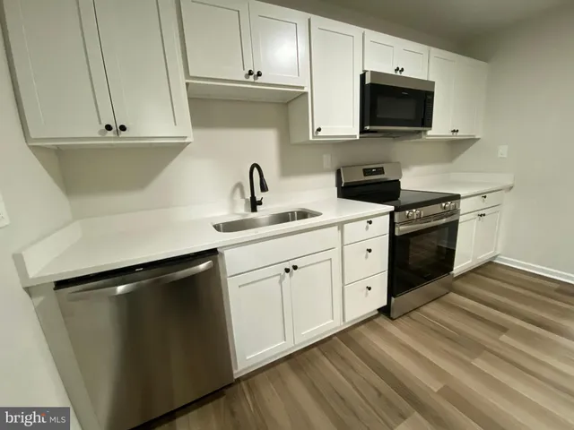 $1,915 | 9 Farrell Lane, Fredericksburg, VA 22408