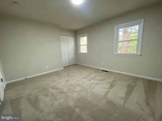 $1,915 | 9 Farrell Lane, Fredericksburg, VA 22408