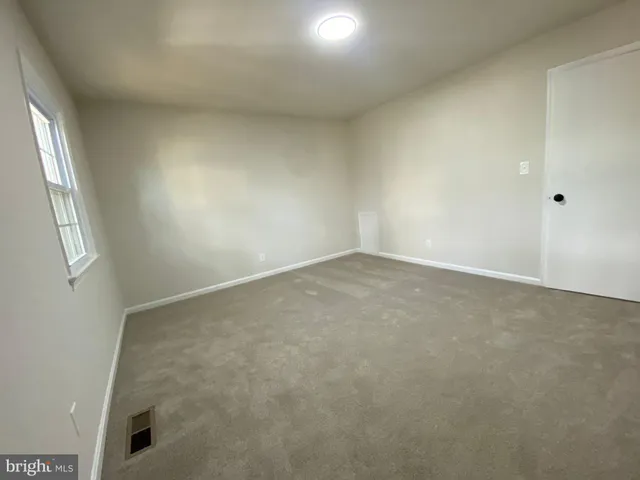 $1,915 | 9 Farrell Lane, Fredericksburg, VA 22408