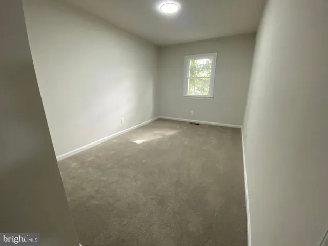 $1,915 | 9 Farrell Lane, Fredericksburg, VA 22408