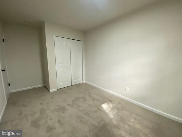 $1,915 | 9 Farrell Lane, Fredericksburg, VA 22408