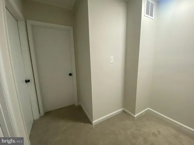 $1,915 | 9 Farrell Lane, Fredericksburg, VA 22408