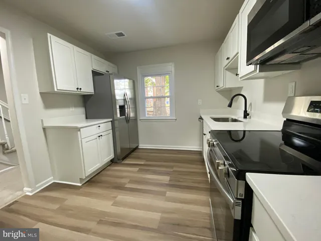 $1,915 | 9 Farrell Lane, Fredericksburg, VA 22408