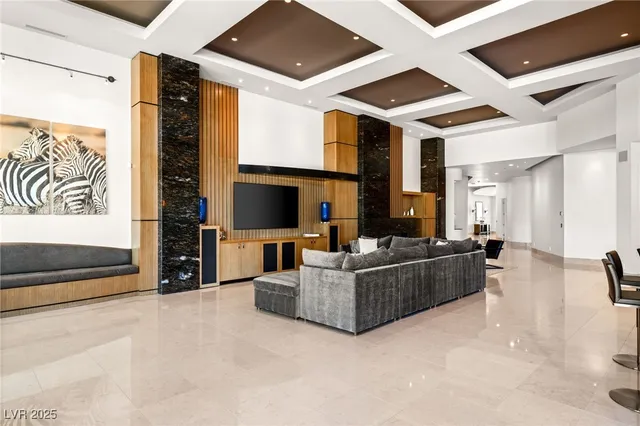 $25,000 | 2 Castle Oaks Court, Las Vegas, NV 89141