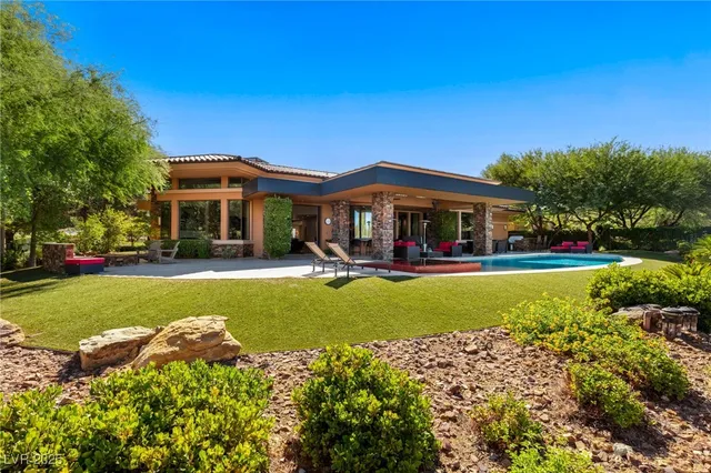 $25,000 | 2 Castle Oaks Court, Las Vegas, NV 89141