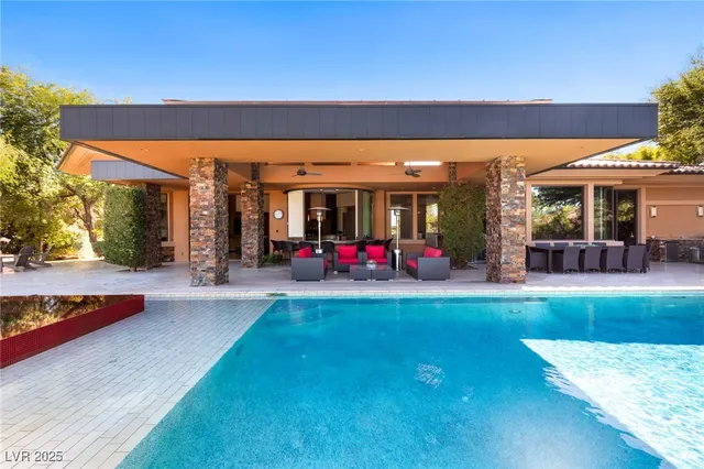 $25,000 | 2 Castle Oaks Court, Las Vegas, NV 89141