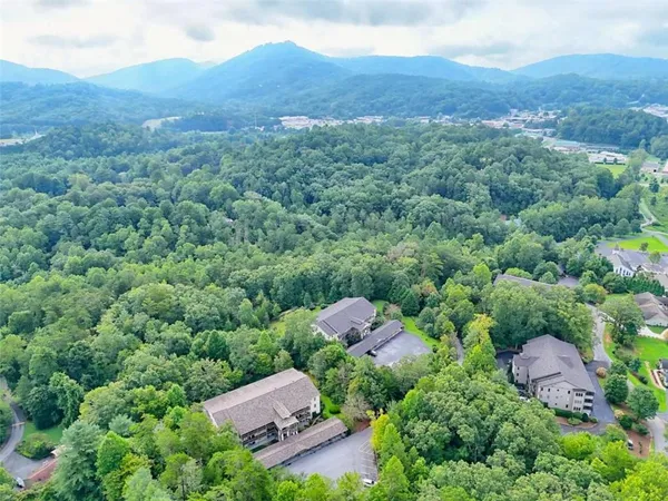 $299,000 | 300 Ginger Creek Lane, Unit 203, Clayton, GA 30525