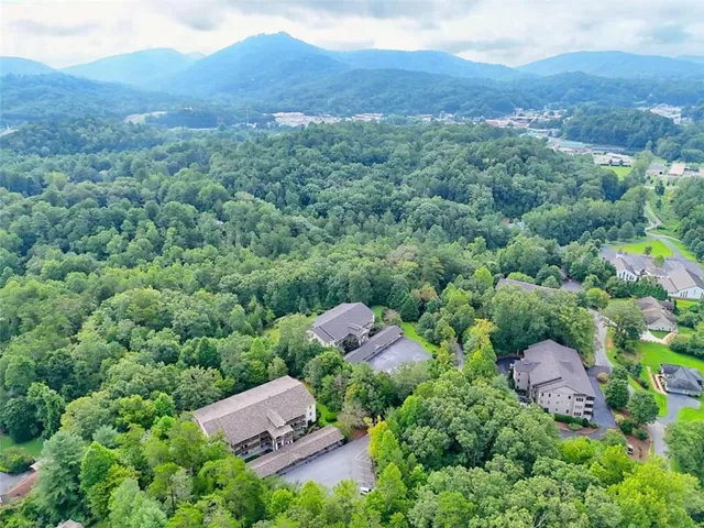 $299,000 | 300 Ginger Creek Lane, Unit 203, Clayton, GA 30525