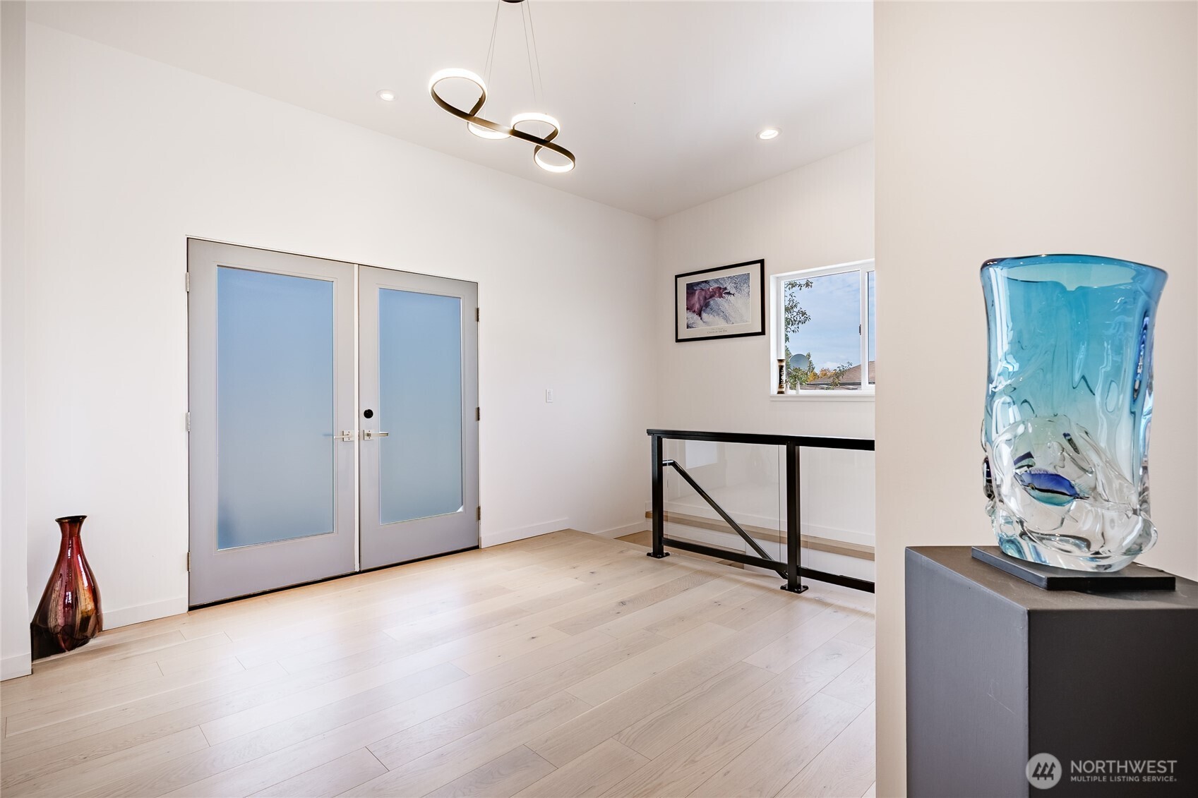 8068 Niska Road Blaine, WA 98230 - Photo 5 of 40 a view of an empty room