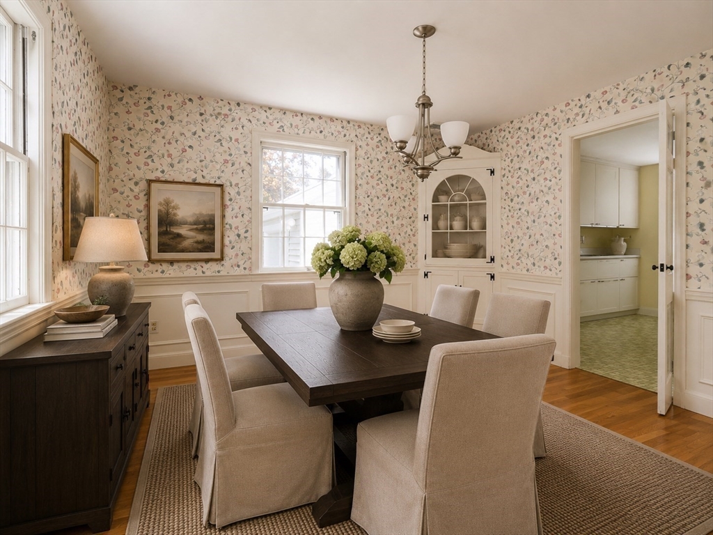 78 Lorraine Road Westwood, MA 02090 - Photo 7 of 34