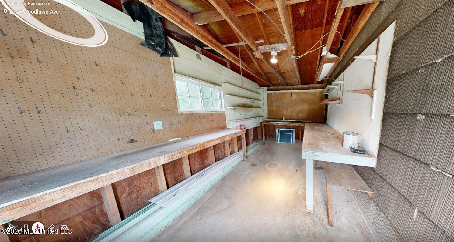 2907 Woodlawn Avenue Moss Point, MS 39563 - Photo 20 of 22 workshop 2907 woodlawn ave
