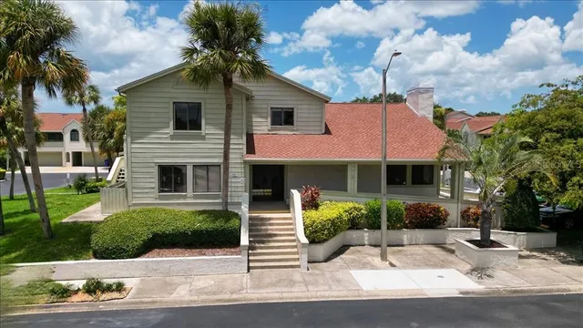$340,000 | 637 Drake Lane North, Dunedin, FL 34698